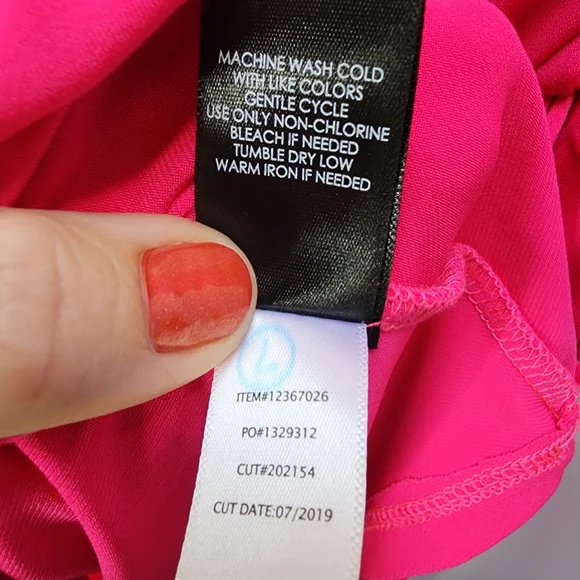 Torrid Women's Plus Size 5x Flowy Bright Hot Pink Tank Top - Picture 8 of 10